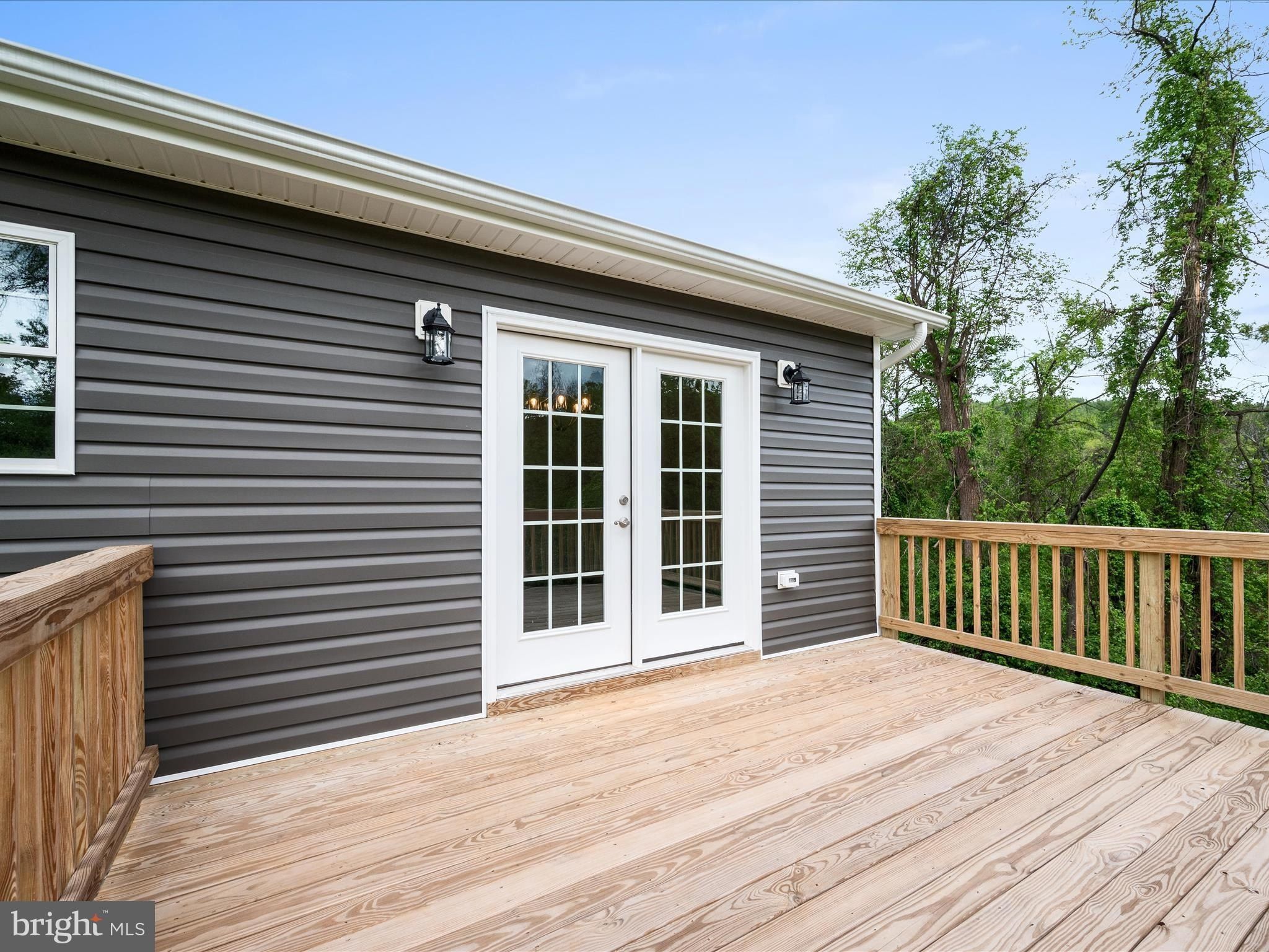 47 Snowbird Court. Front Royal, VA 22630