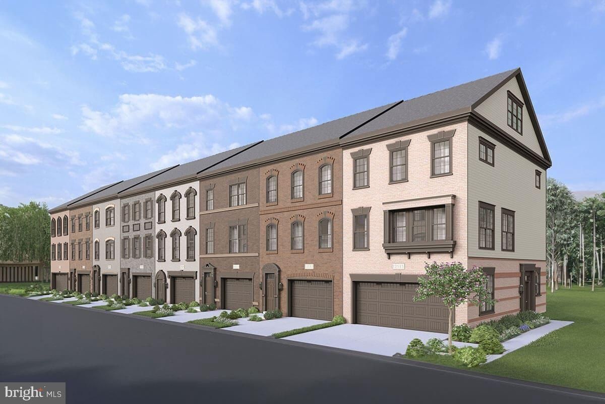 04 Fair Lakes Court. Fairfax, VA 22033