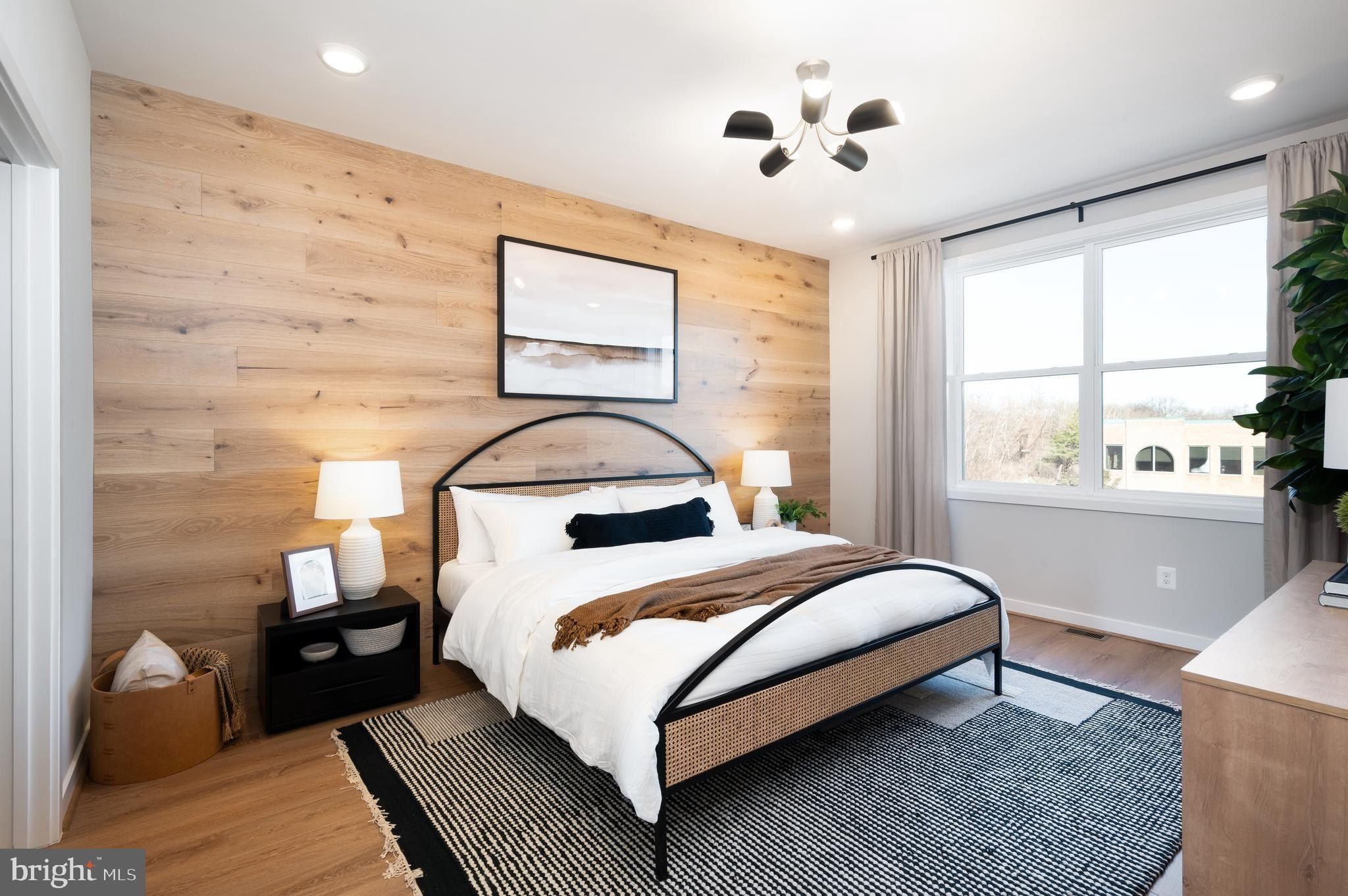 114 Pepperell. Alexandria, VA 22304