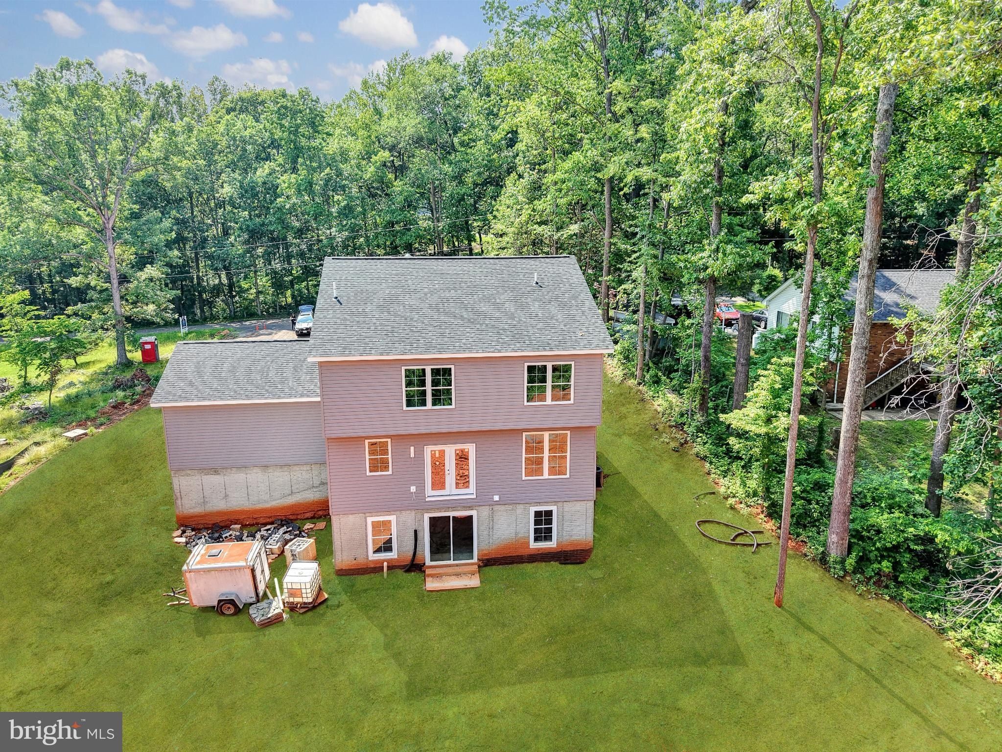 5393 Merry Oaks. The Plains, VA 20198