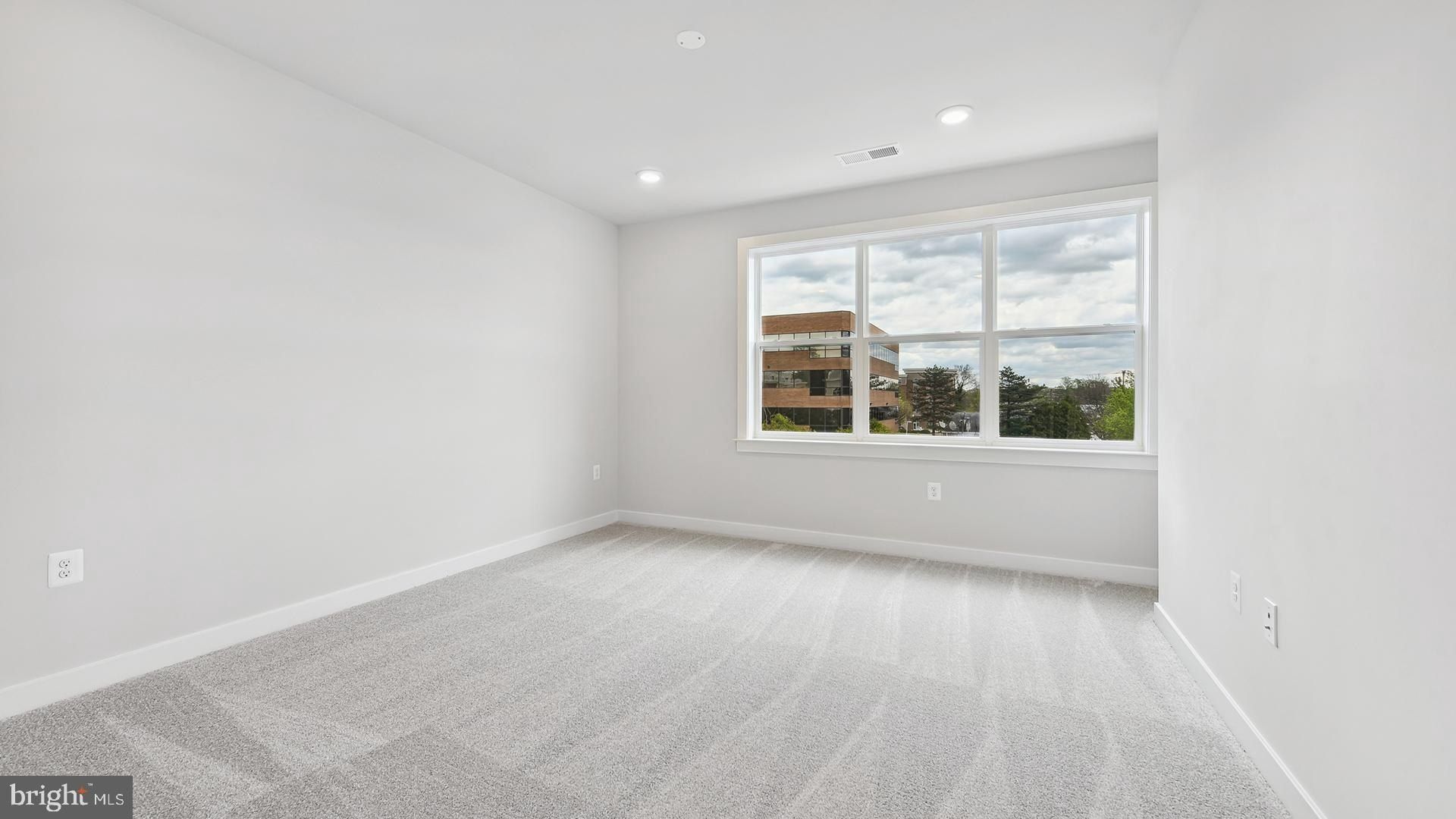 Tbb Azalea Alley Unit Cary. Fairfax, VA 22030