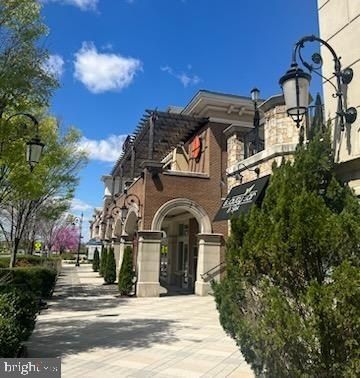 20875 Murry Falls Terrace. Ashburn, VA 20147