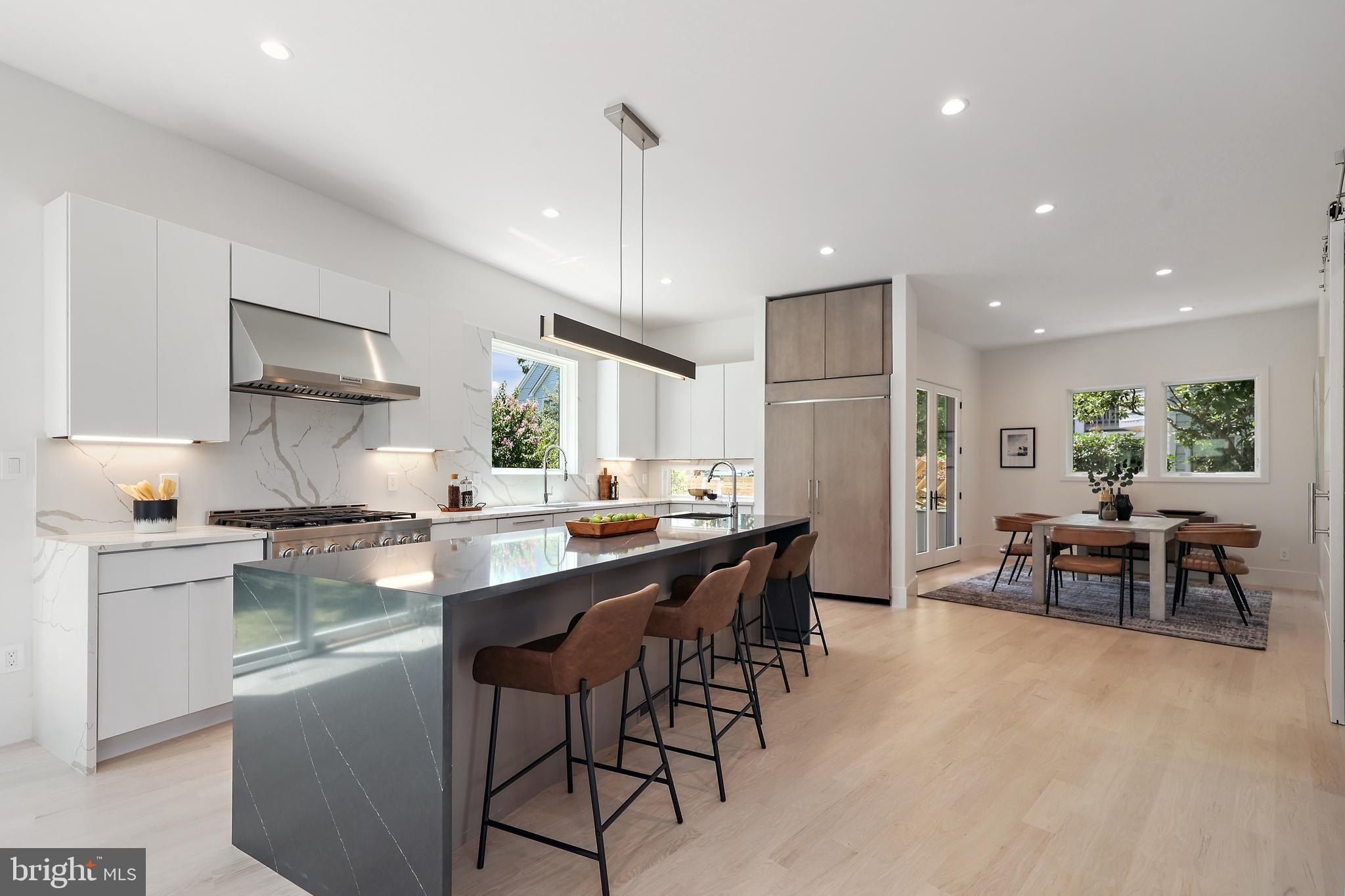 4810 3Rd Street N. Arlington, VA 22203