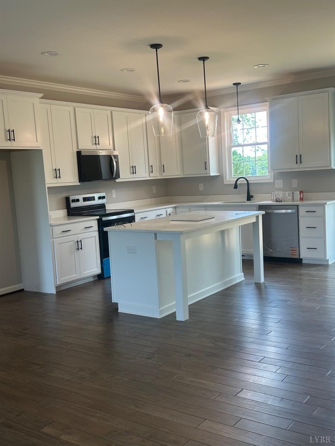 1493 Buck Creek Rd. Appomattox, VA 24522