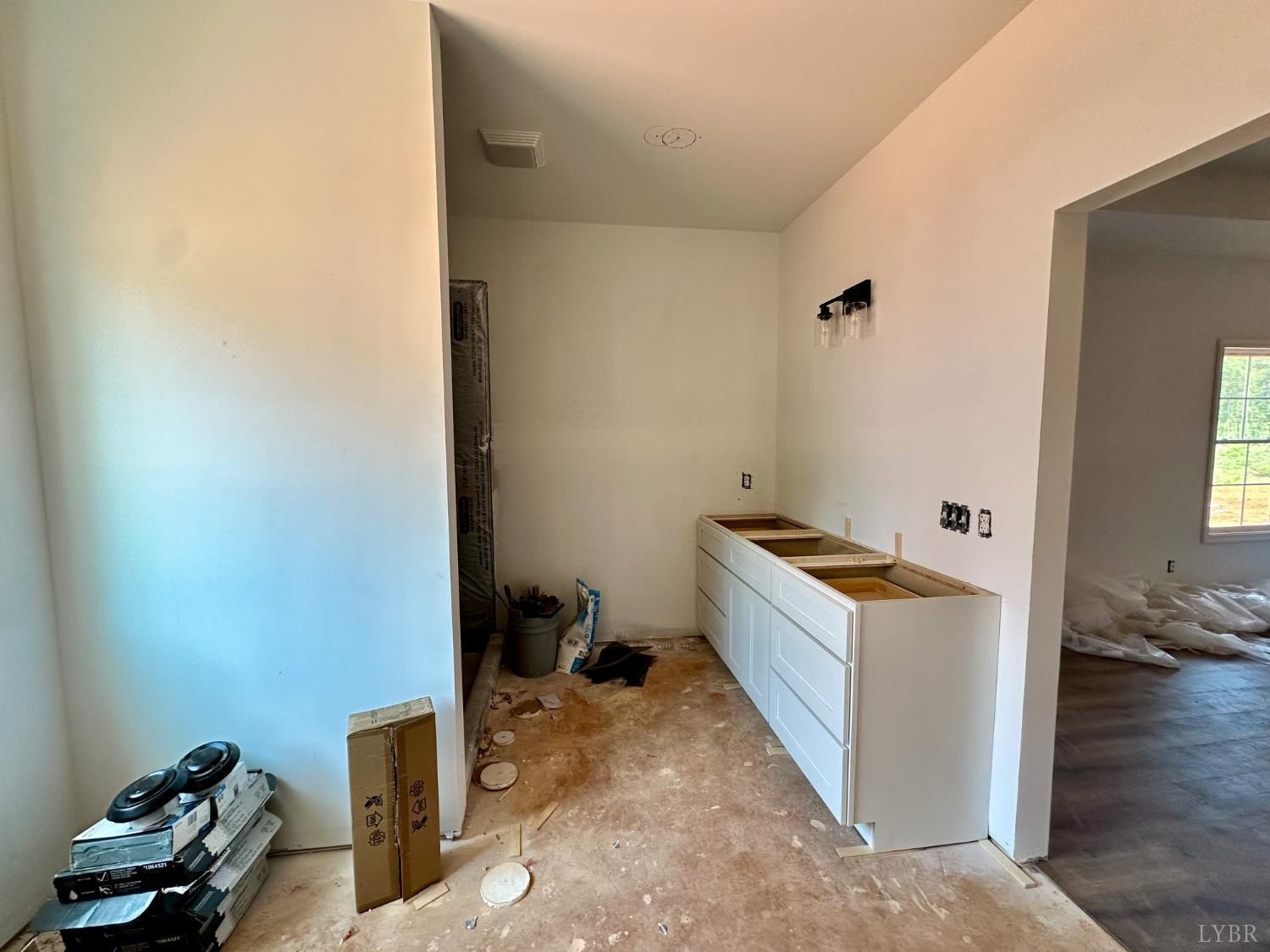 11218 Leesville Rd. Evington, VA 24550