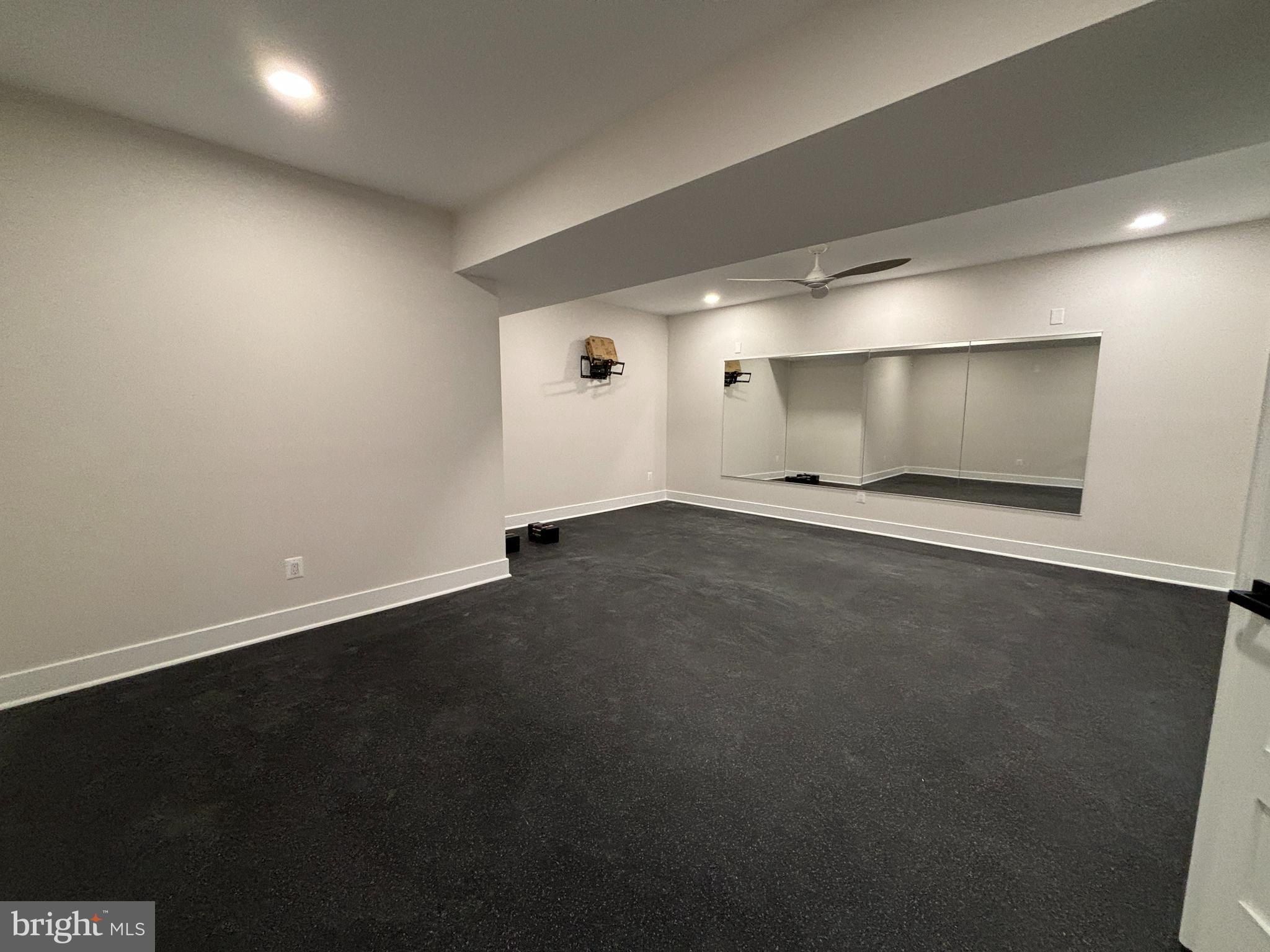 1927 Griffith Road. Falls Church, VA 22043