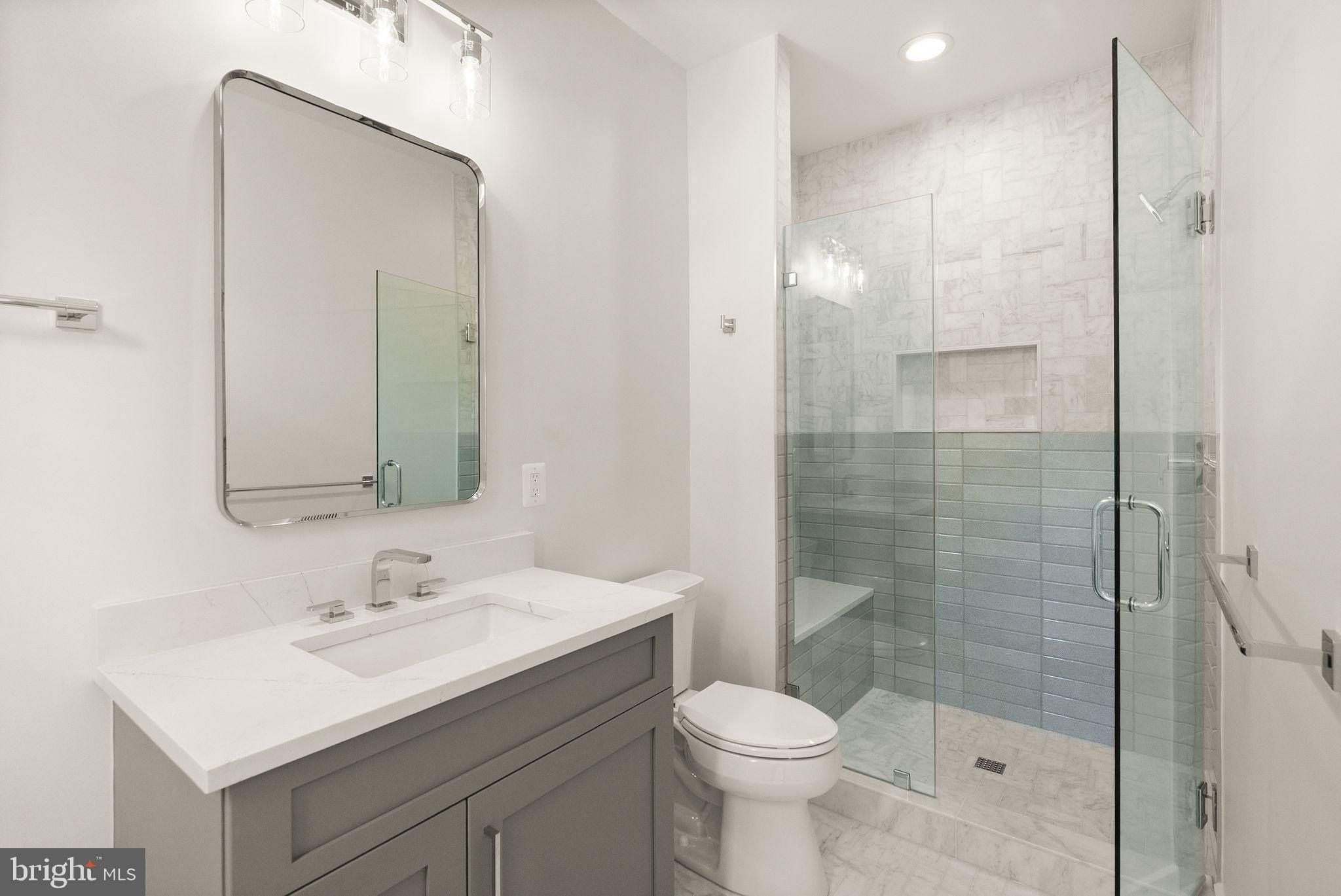 112 N Highland Street. Arlington, VA 22201