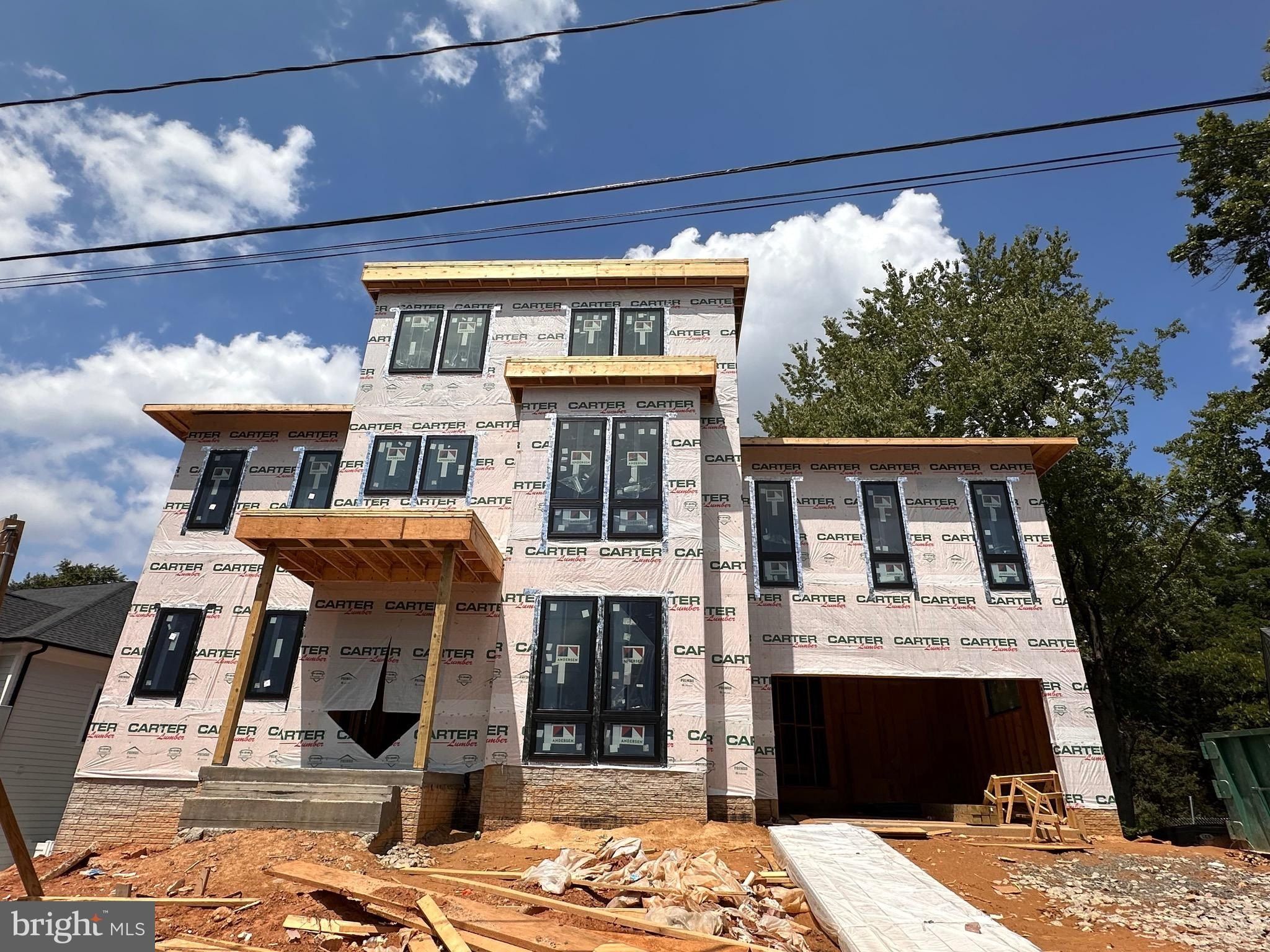 505 Adelman Circle Sw. Vienna, VA 22180