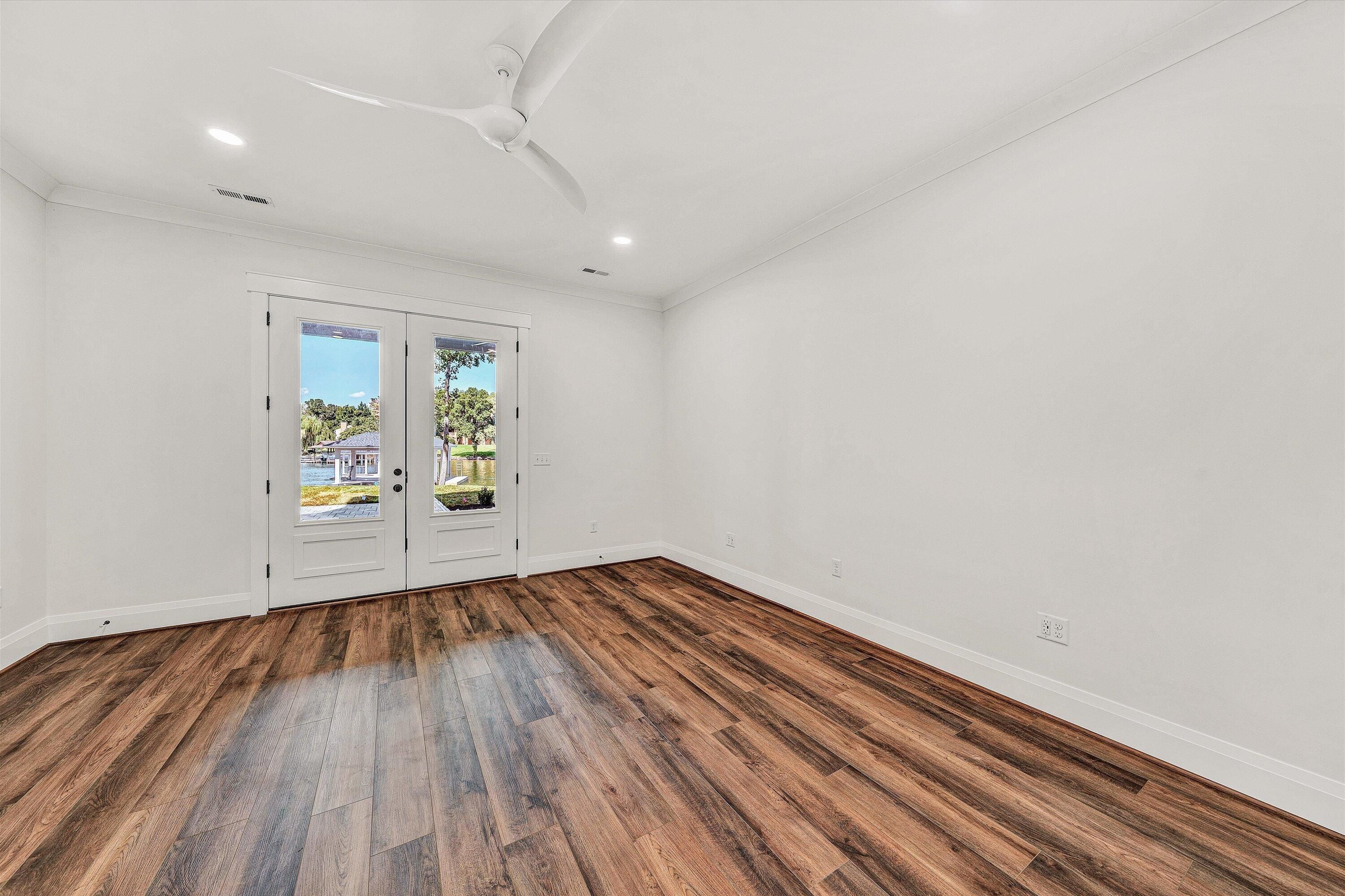 2650 Waters Edge Dr. Penhook, VA 24137