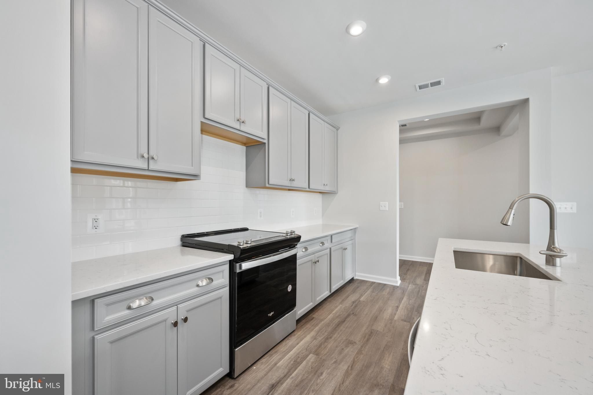 29 Hyssop Way Unit 305. Stafford, VA 22554