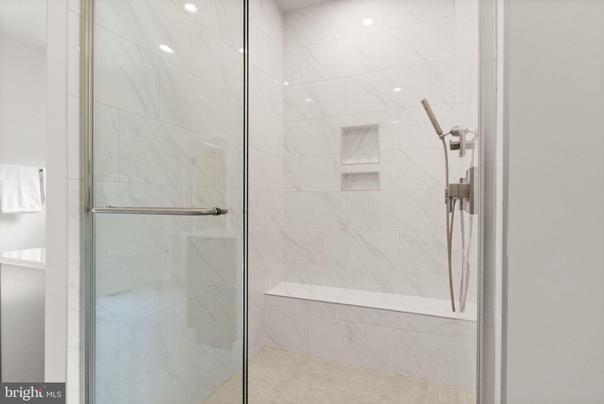 7924 Evans Ford Rd. Clifton, VA 20124