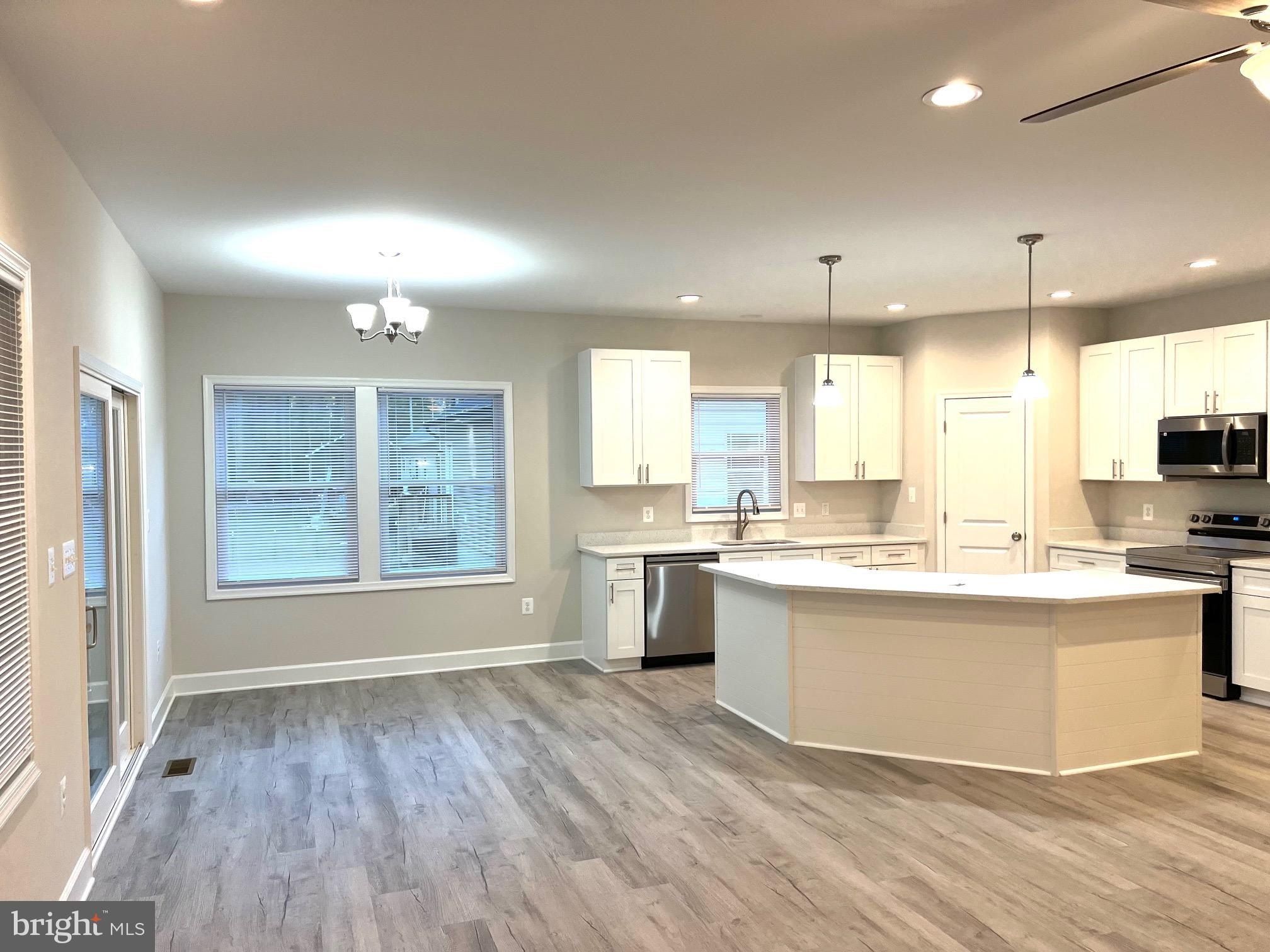 94 Dingley Road. Montross, VA 22520