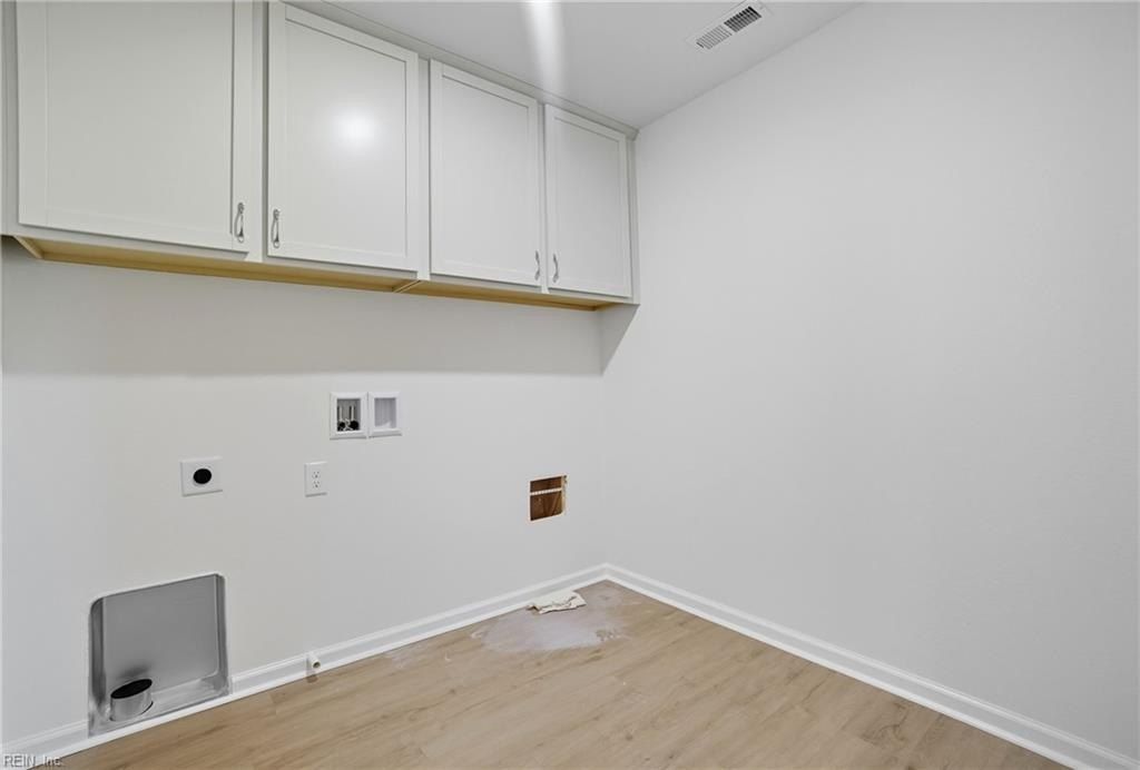 5041 Annapolis Drive. Chesapeake, VA 23321