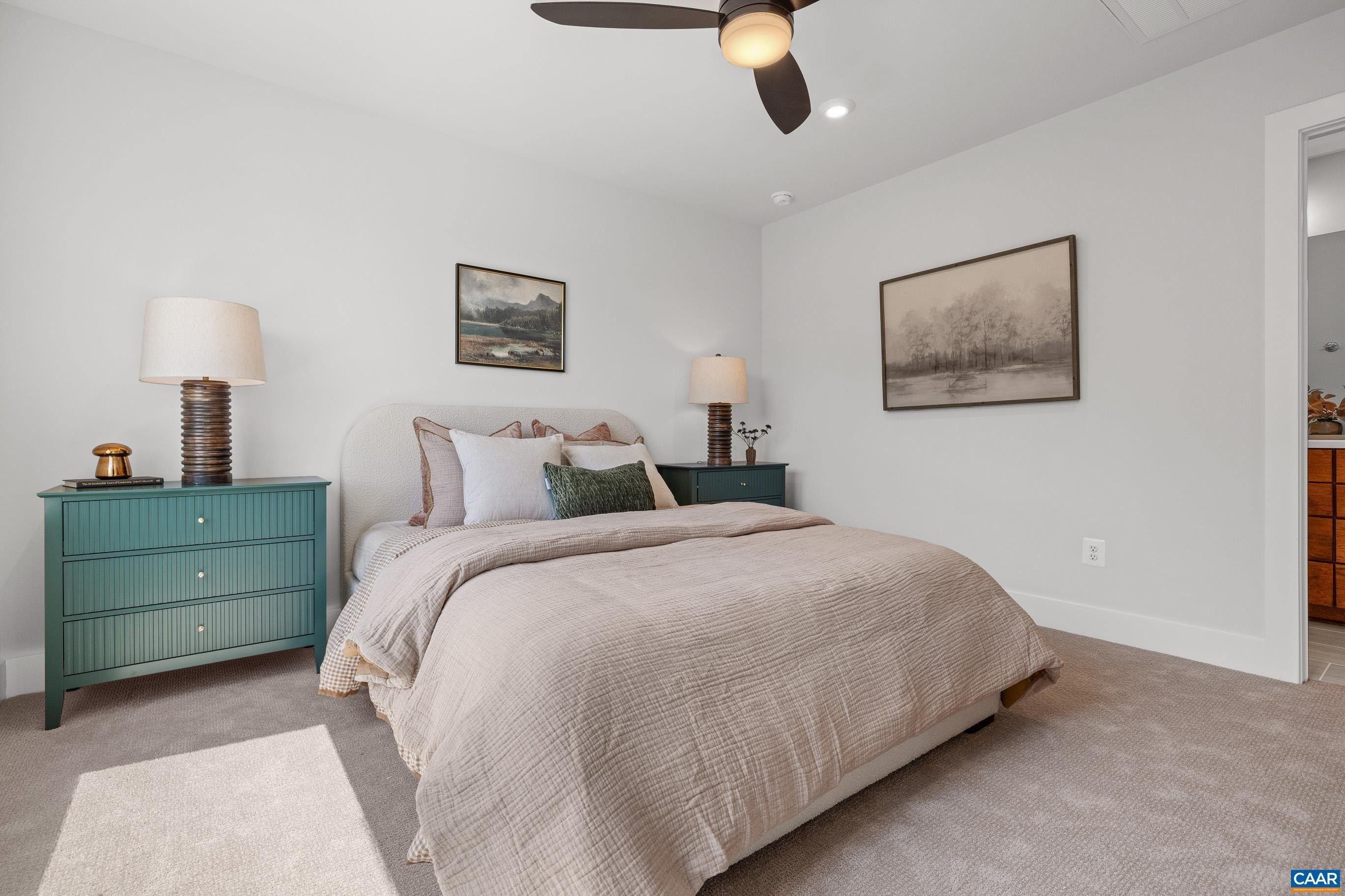 19F Wardell Crest. Charlottesville, VA 22902