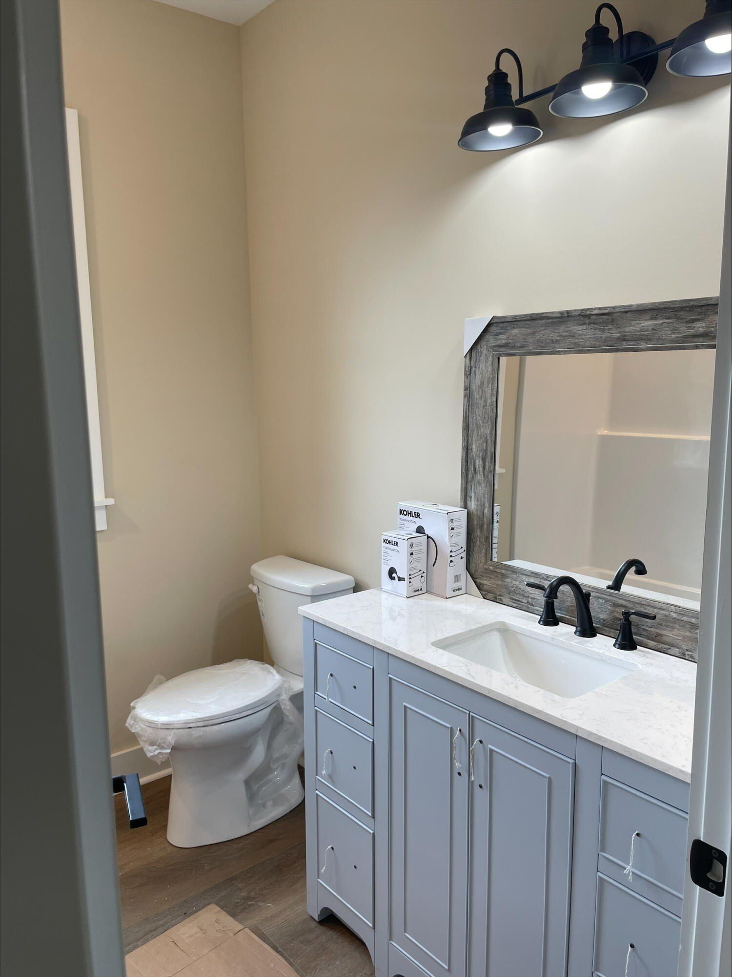 200 Cambridge Ct. Hardy, VA 24101