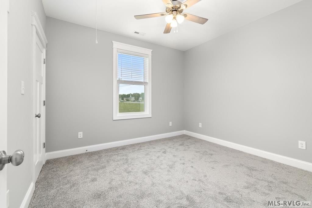 1040 Sussex Drive. Emporia, VA 23847