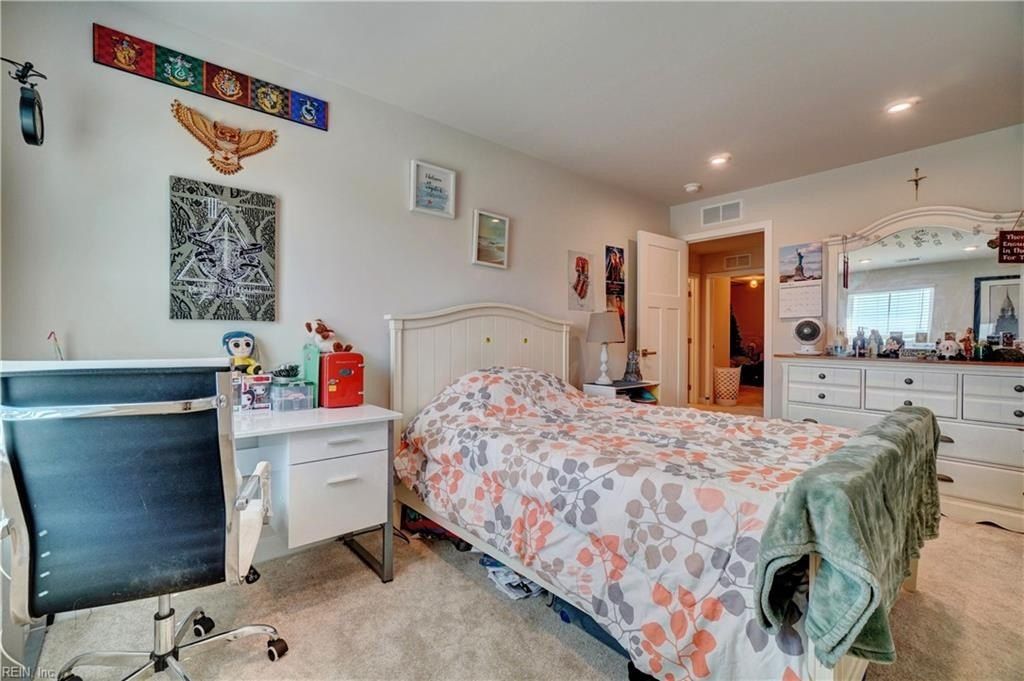 125 Ironsmith Way. Williamsburg, VA 23185