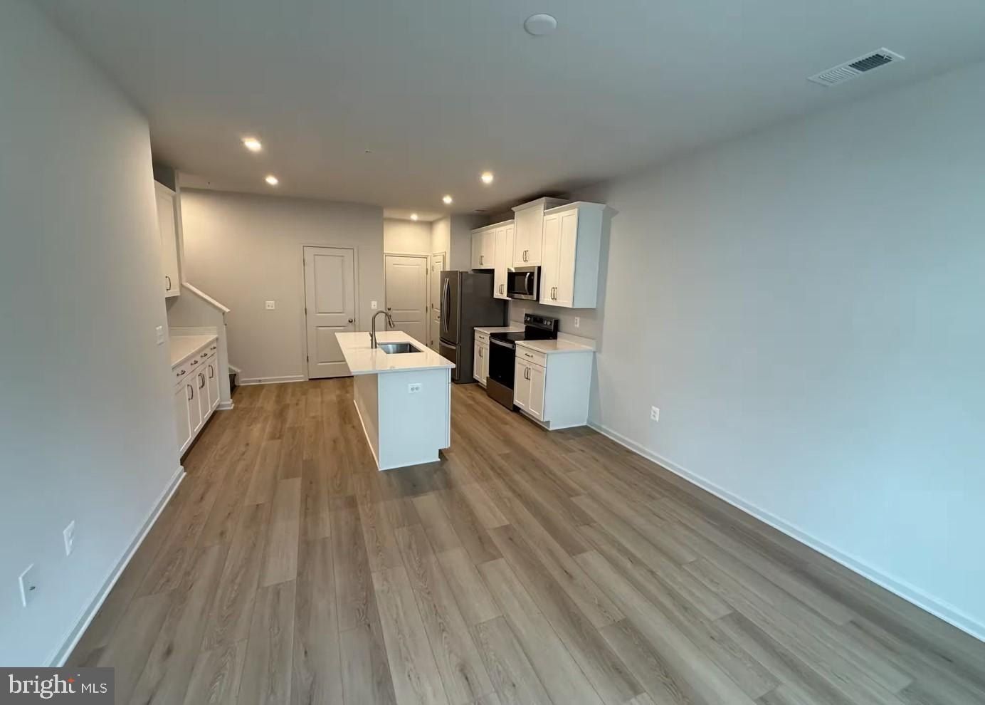 2516 Neabsco Common Place. Woodbridge, VA 22191