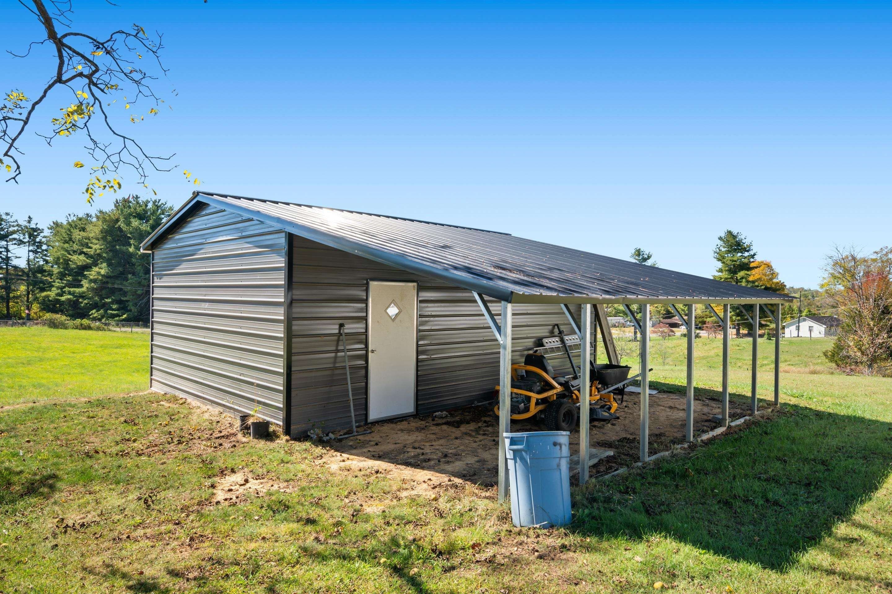 6579 Wilderness Road. Dublin, VA 24084