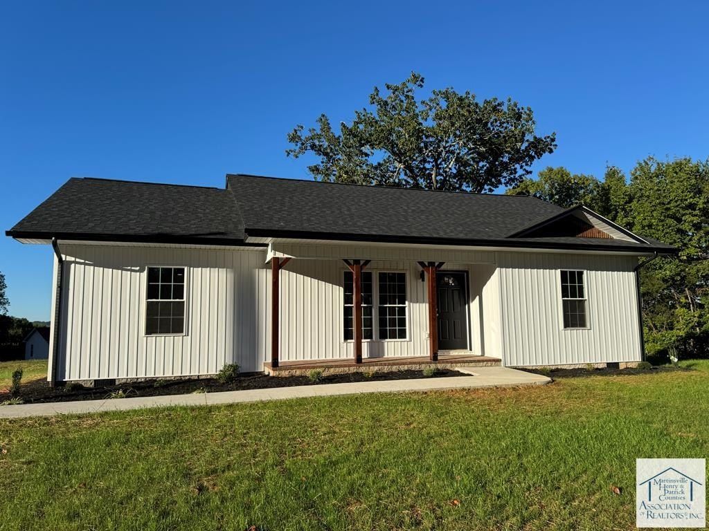 1100 Oakgrove Avenue. Martinsville, VA 24112