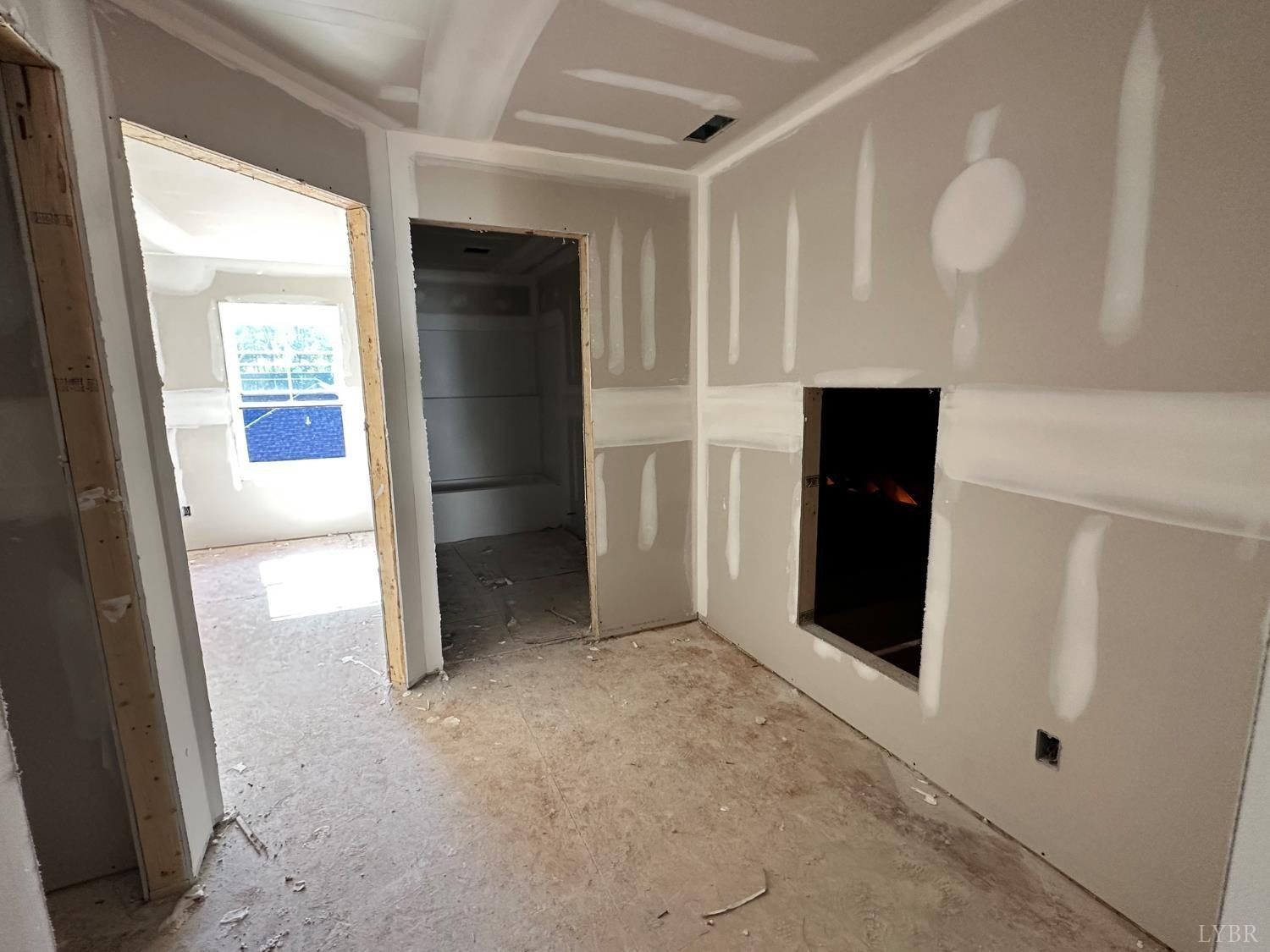 11250 Leesville Road. Evington, VA 24550