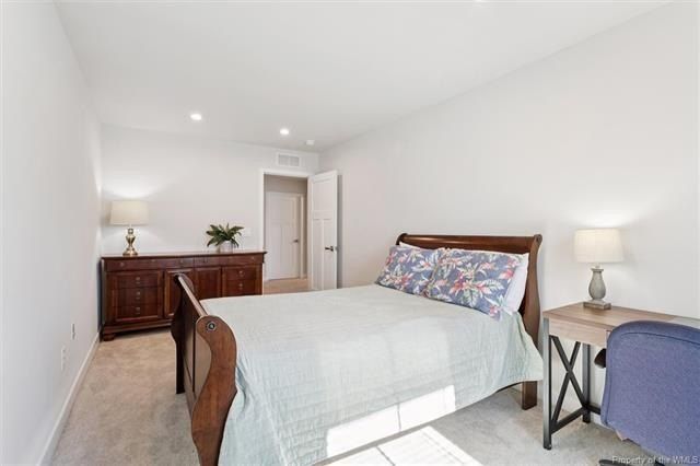 119 Ironsmith Way. Williamsburg, VA 23185