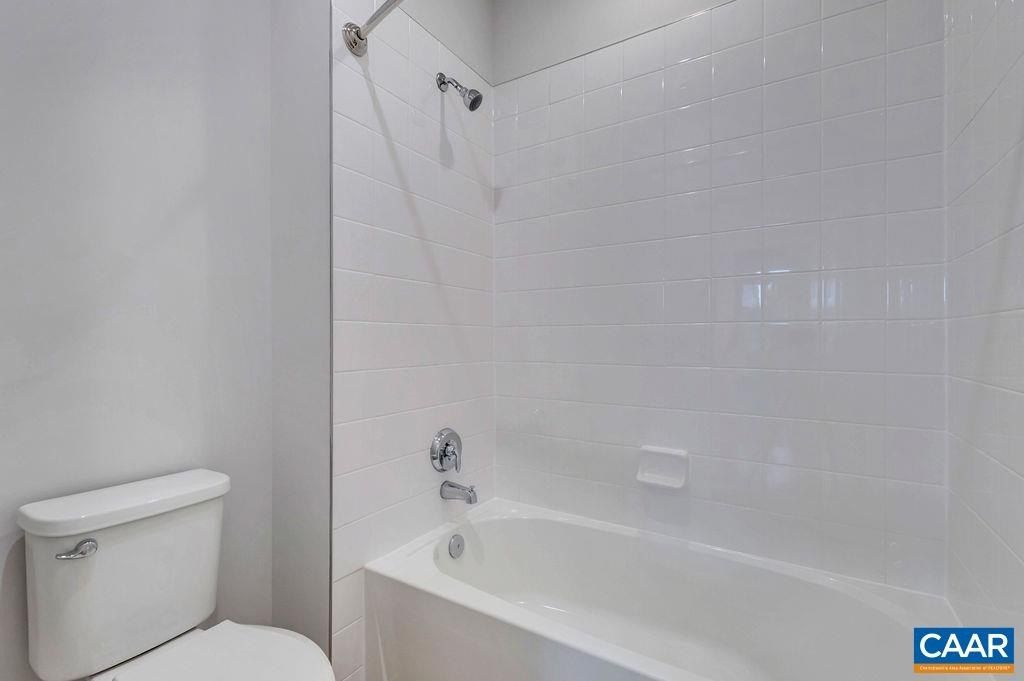 13 Sablewood Dr. Charlottesville, VA 22911