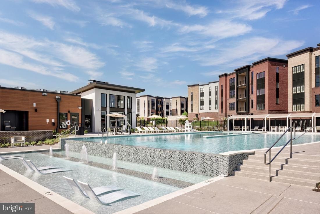 22122 Little Mountain Terrace. Ashburn, VA 20148