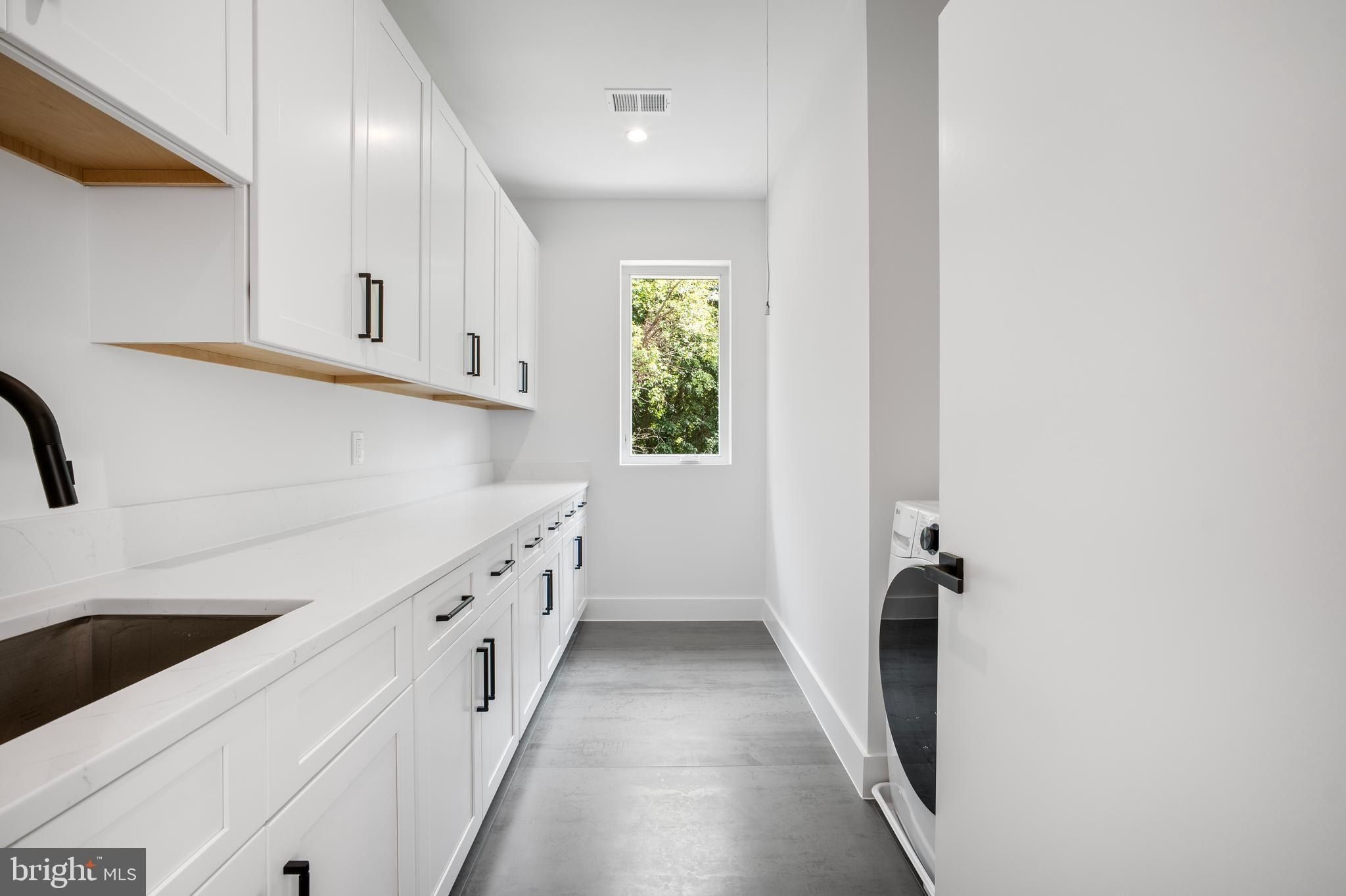 9420 Vernon Drive. Great Falls, VA 22066