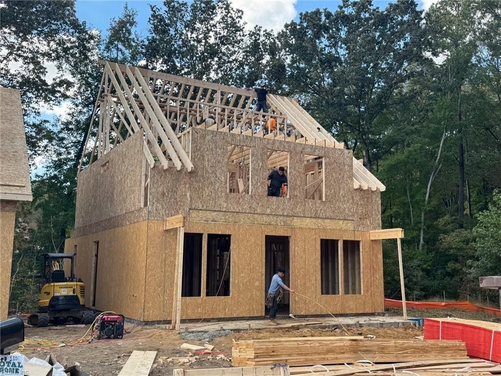 110 Blue Crab Pointe. Poquoson, VA 23662