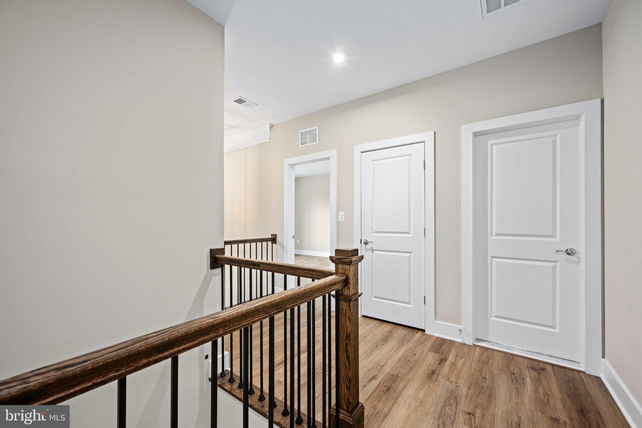 8761 Southern Oaks Place. Lorton, VA 22079