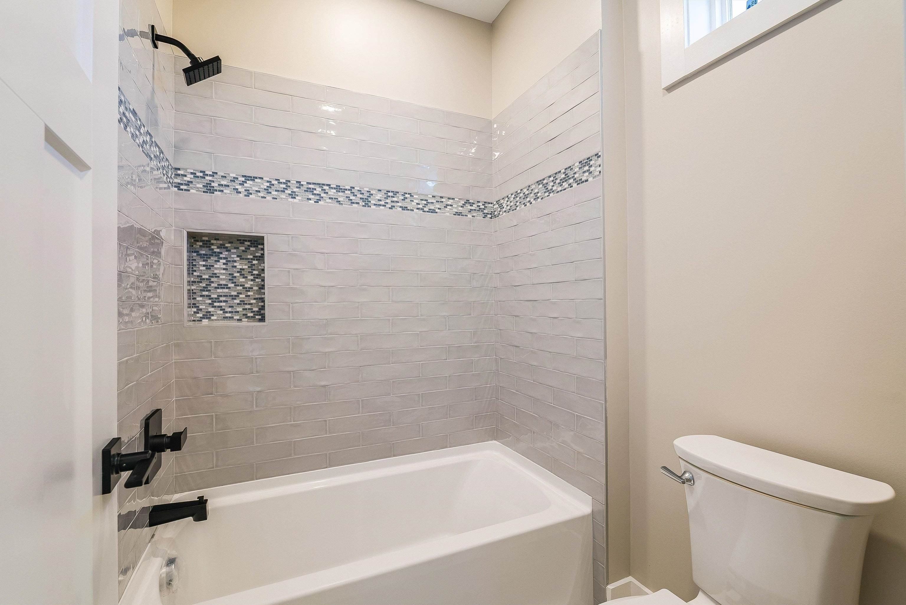 8341 Rock Creek Rd. McGaheysville, VA 22840