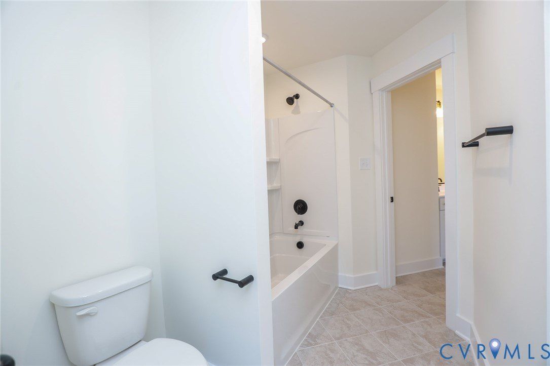 3170 Three Chopt Road. Gum Spring, VA 23065