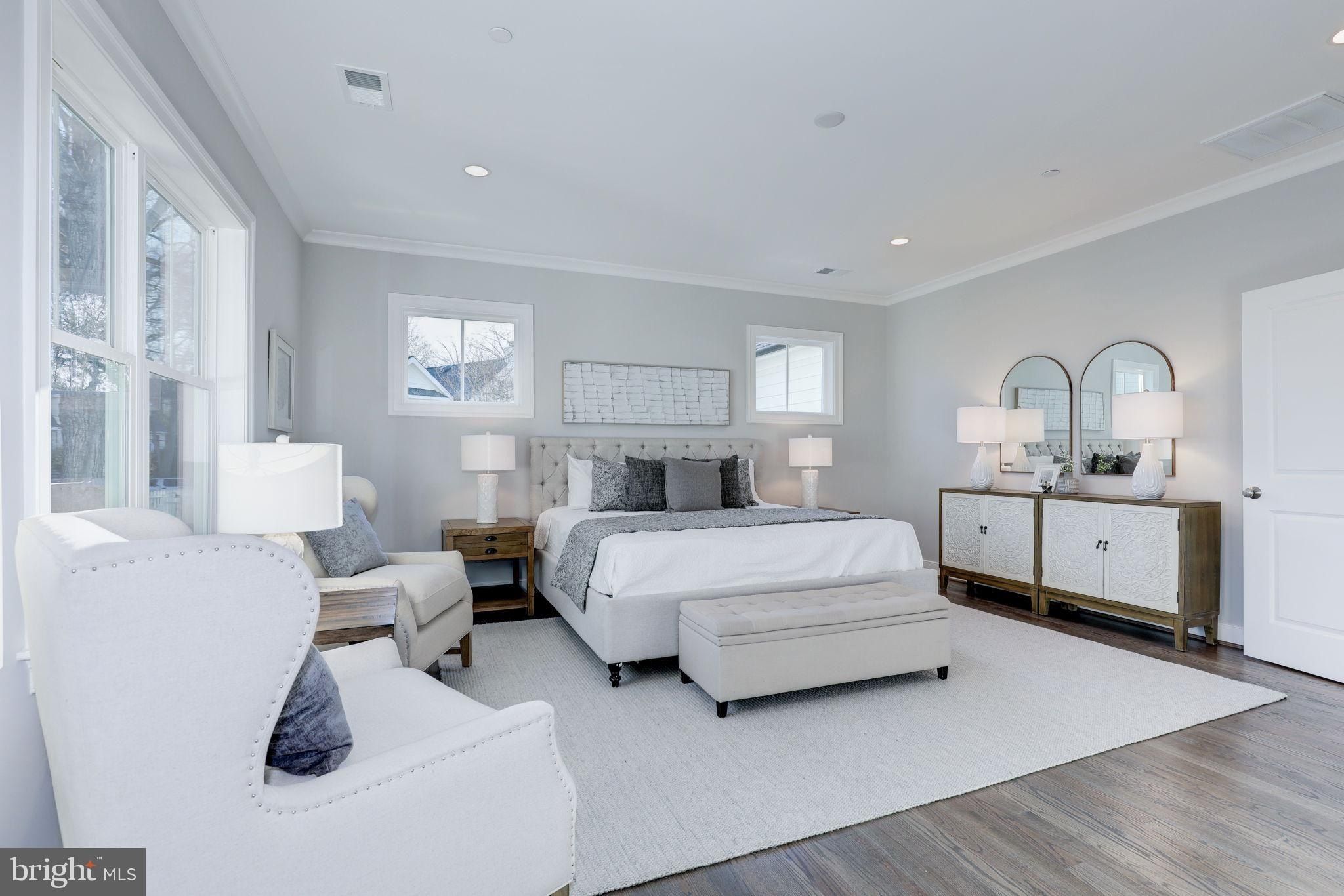 2119 N Harrison Street. Arlington, VA 22205