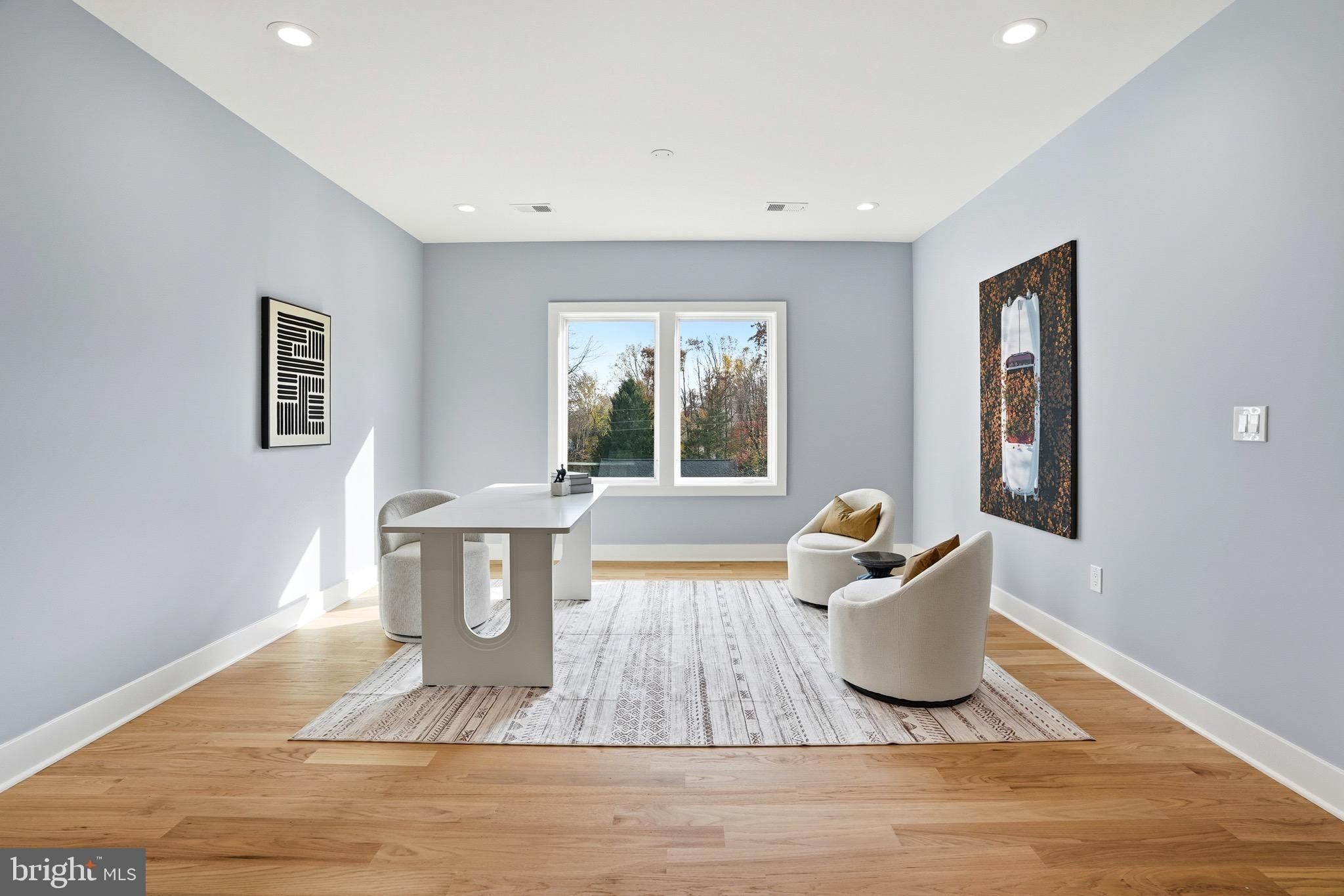 7306 Sportsman Drive. Falls Church, VA 22043