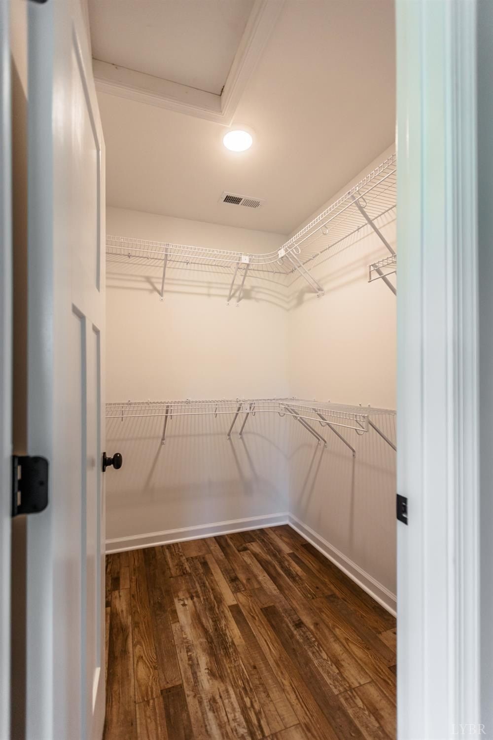 413 North Avenue. Appomattox, VA 24522