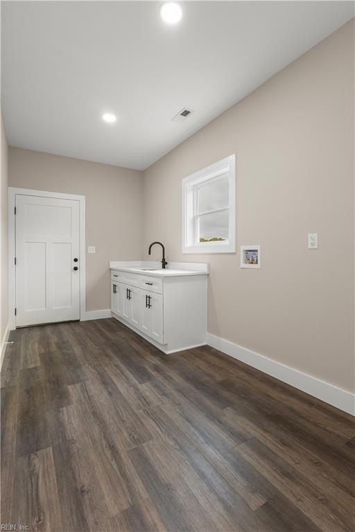 74Ac Owl Trap Lane. Saluda, VA 23149