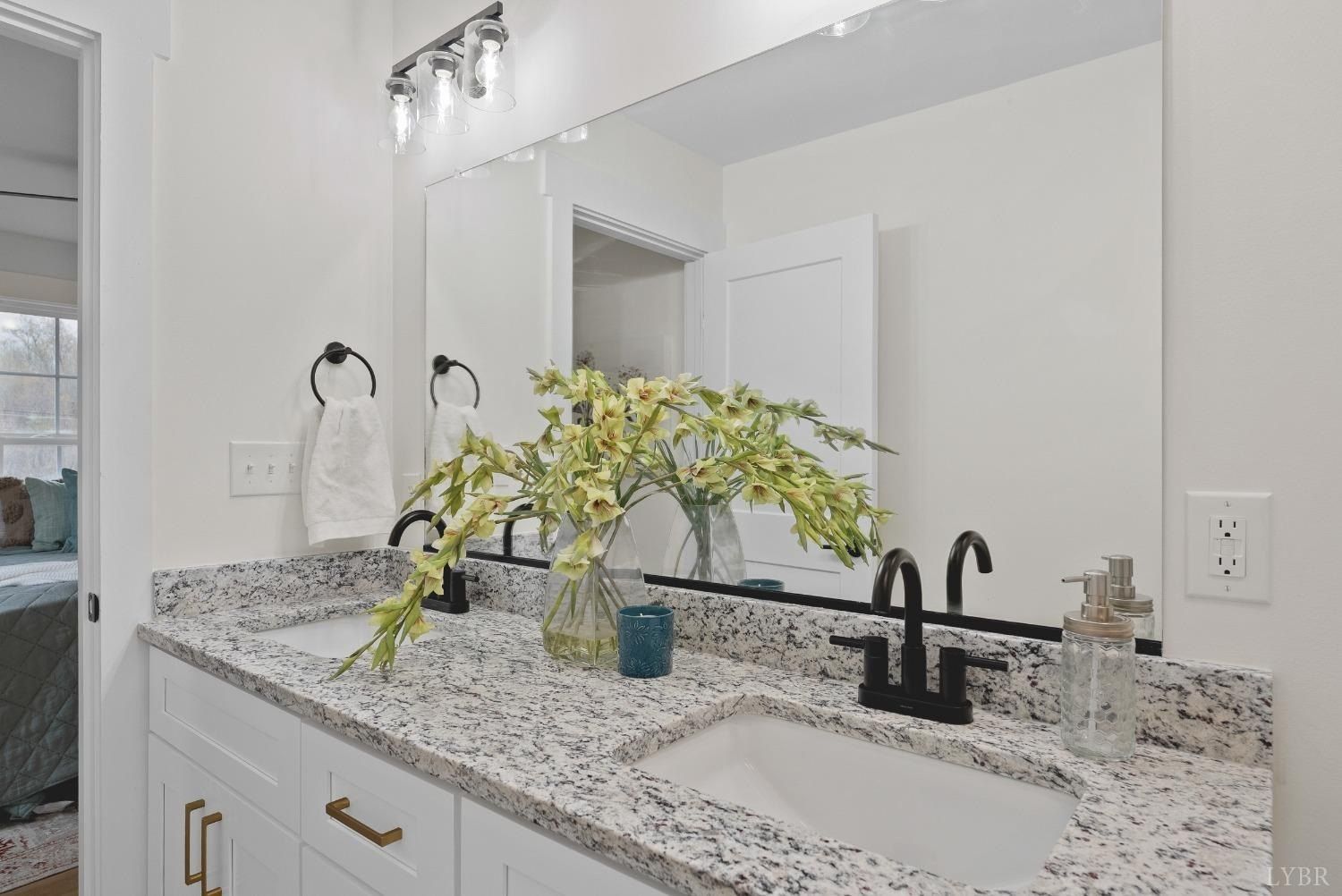 84 Locust Drive. Louisa, VA 23093