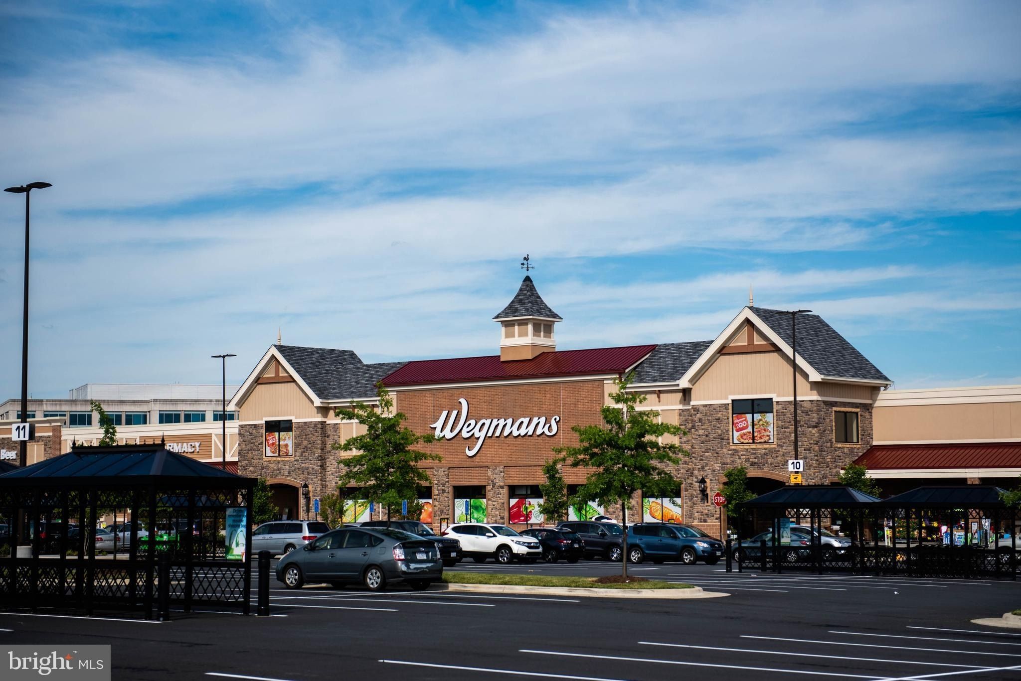 14377 Glen Manor Drive. Chantilly, VA 20151