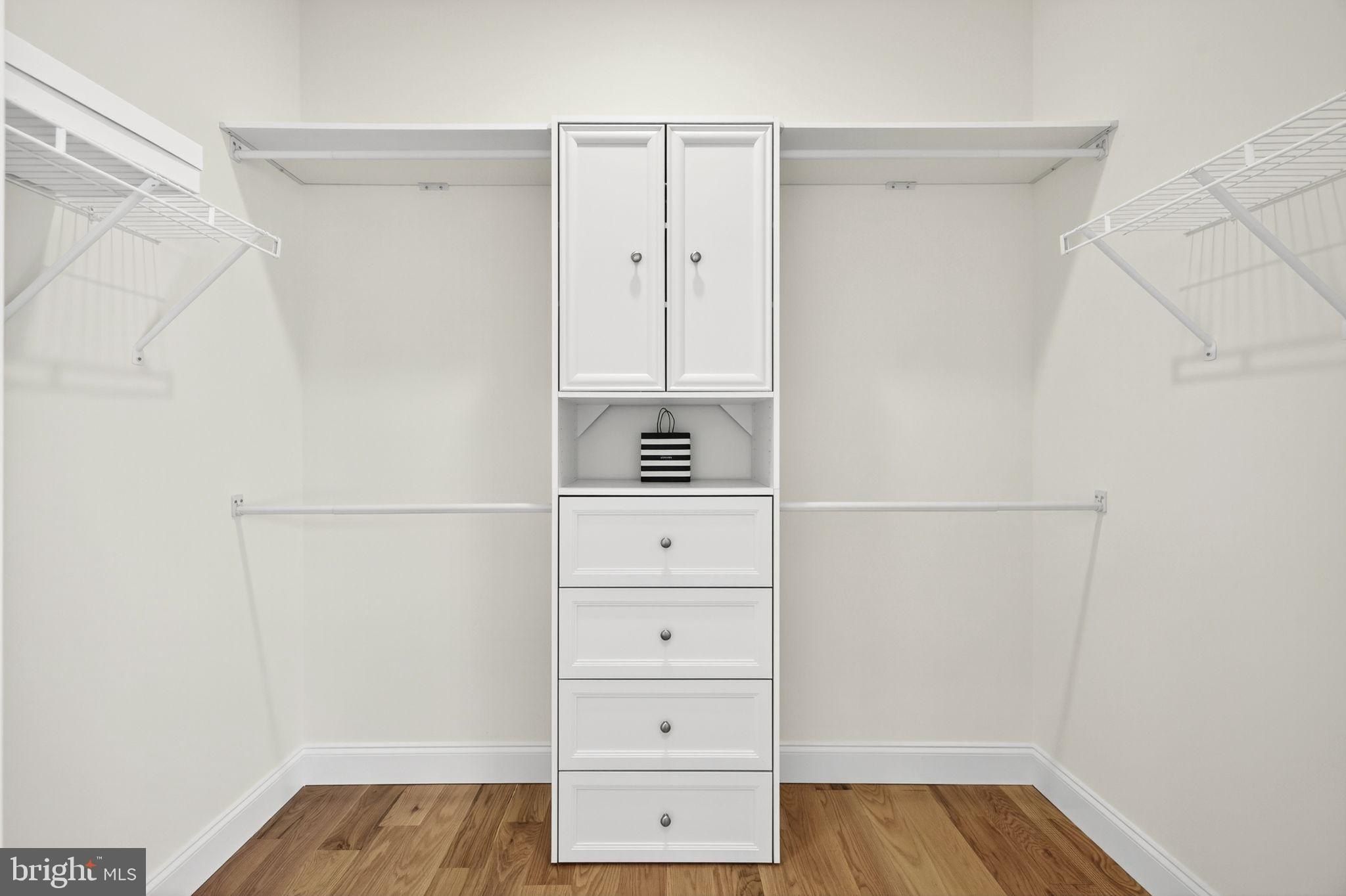 4050 Carrington. Delaplane, VA 20144