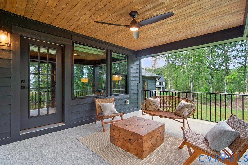 17402 Singing Bird Court. Moseley, VA 23120