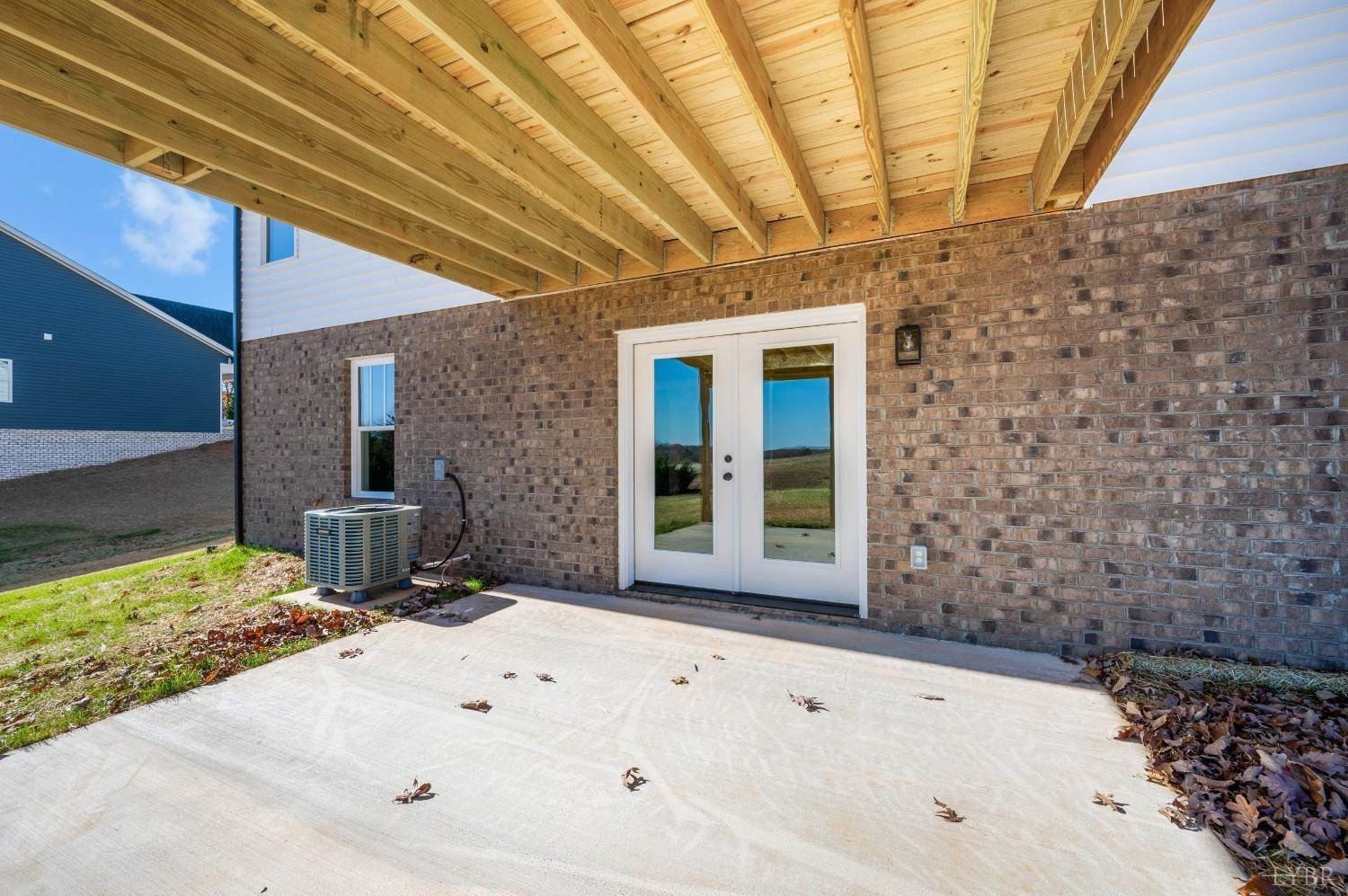 10528 Leesville Road. Lynch Station, VA 24571