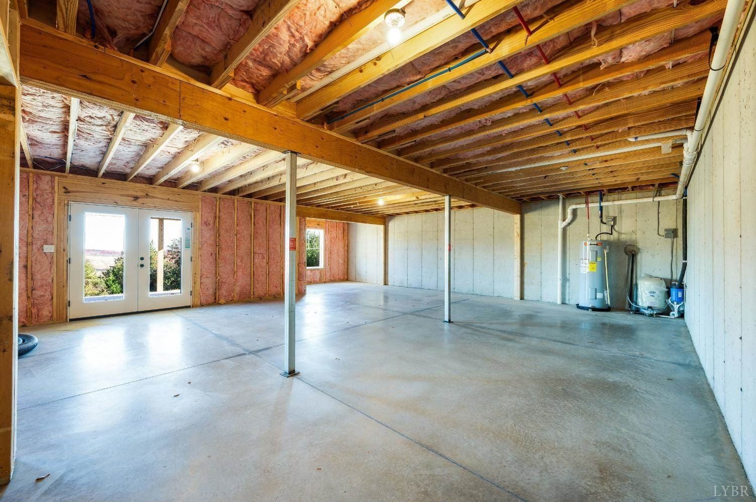 10556 Leesville Road. Lynch Station, VA 24571