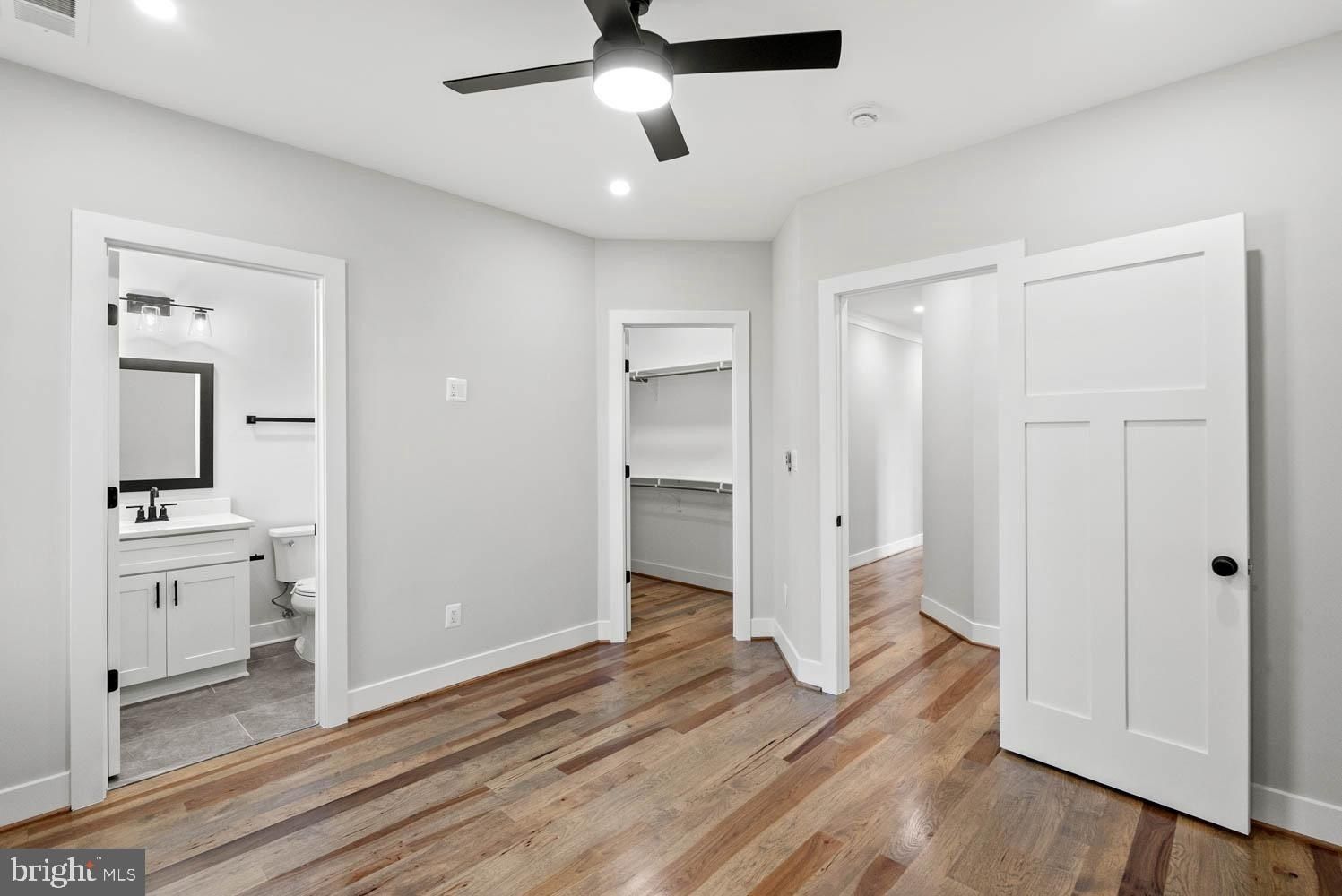 2115 Natahoa Court. Falls Church, VA 22043