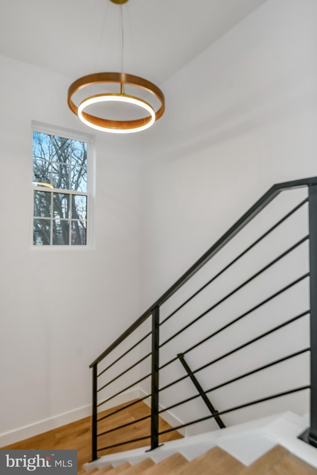 608 Laura Drive. Falls Church, VA 22046