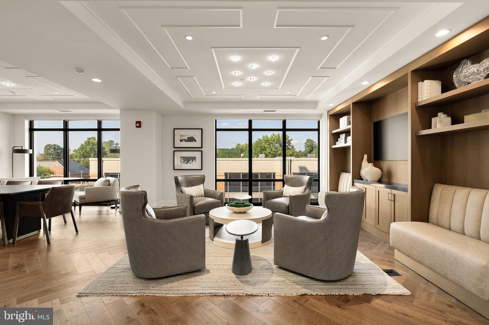 6718 Lowell Avenue Unit 702. McLean, VA 22101