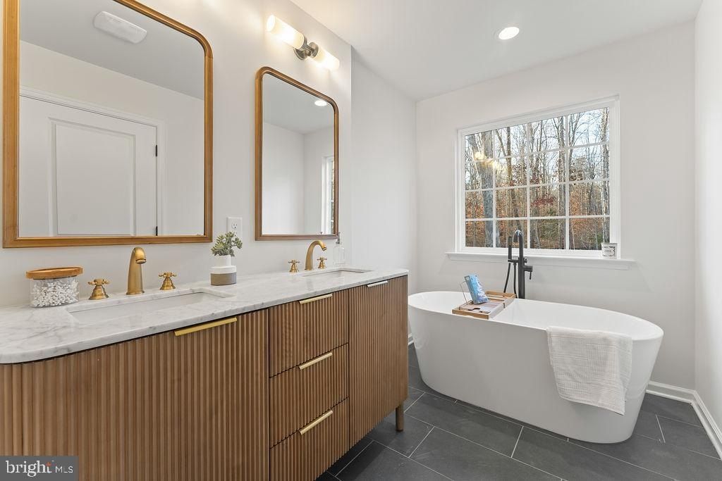 1339 Moody Town Road. Bumpass, VA 23024