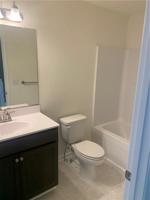 1005 Robinson Road. Suffolk, VA 23434