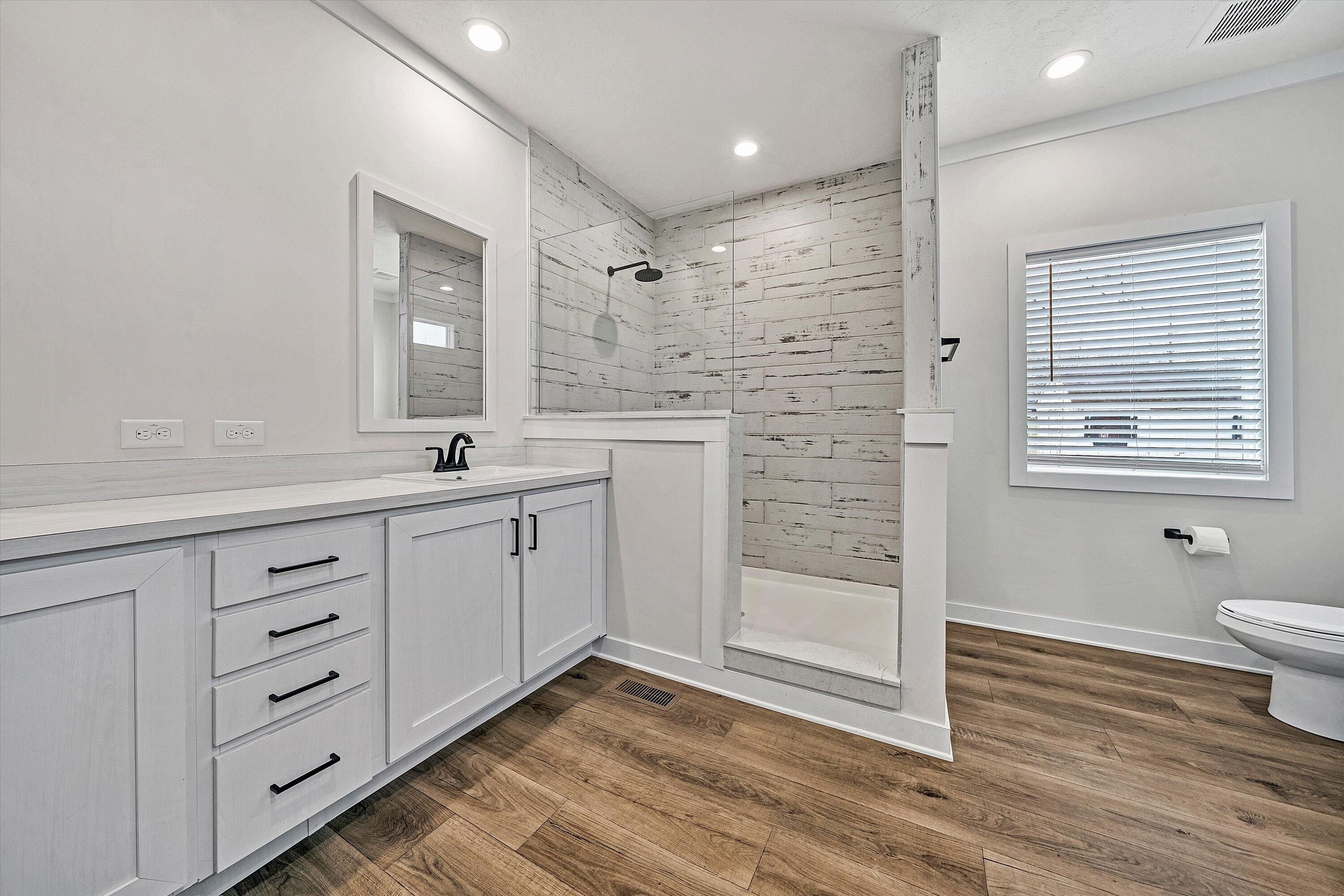 3648 Mcdaniel Dr. Salem, VA 24153