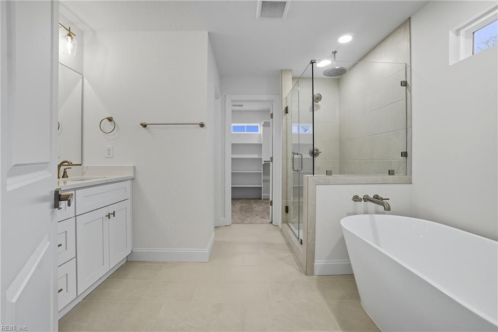 345 Ewell Lane. Chesapeake, VA 23322